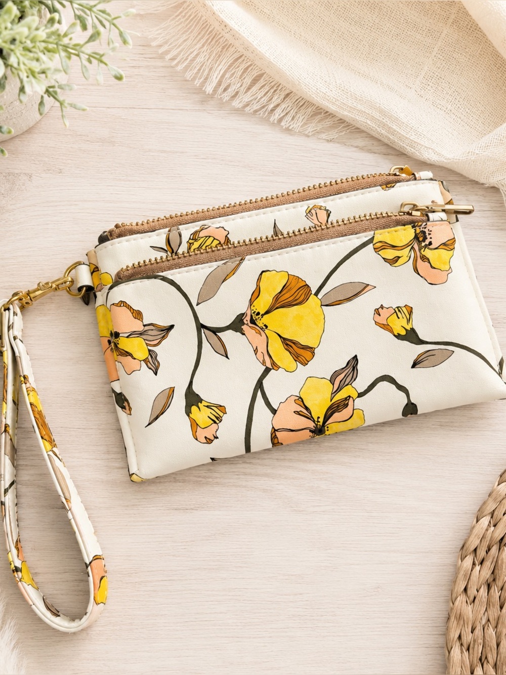 A New Day Floral Wristlet Wallet Cream Yellow Zip Pouch - Picture 2 of 8